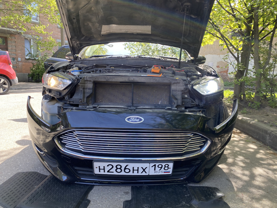 LED лампы в ближний свет — Ford Mondeo V, 2,5 л., 2016 года ...