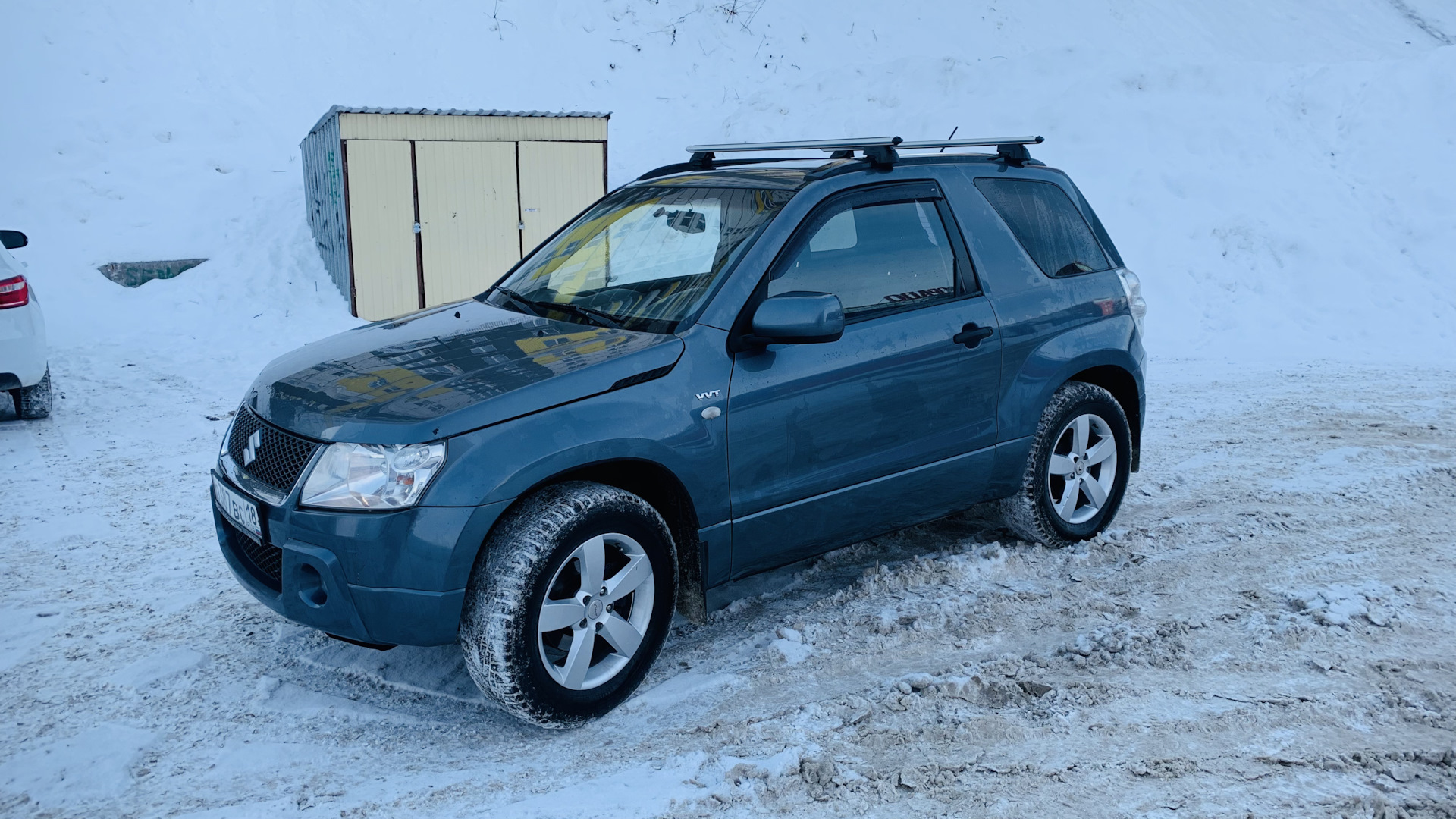 Vin номер под лобовым стеклом — Suzuki Grand Vitara (2G), 1,6 л, 2006 года  | покупка машины | DRIVE2