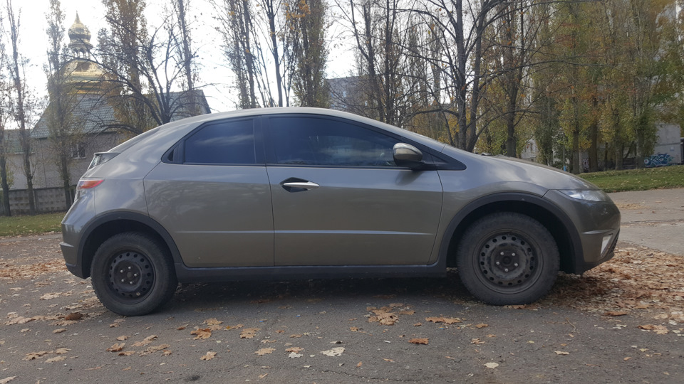 Увеличенный клиренс — Honda Civic Hatchback (8G)