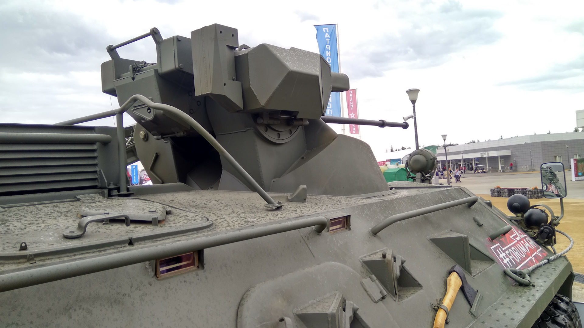 Бтр 80 модернизированный. Луна на бтр 80. Бтр-80 люки. Башня бтр 80. Башня бтр 80.