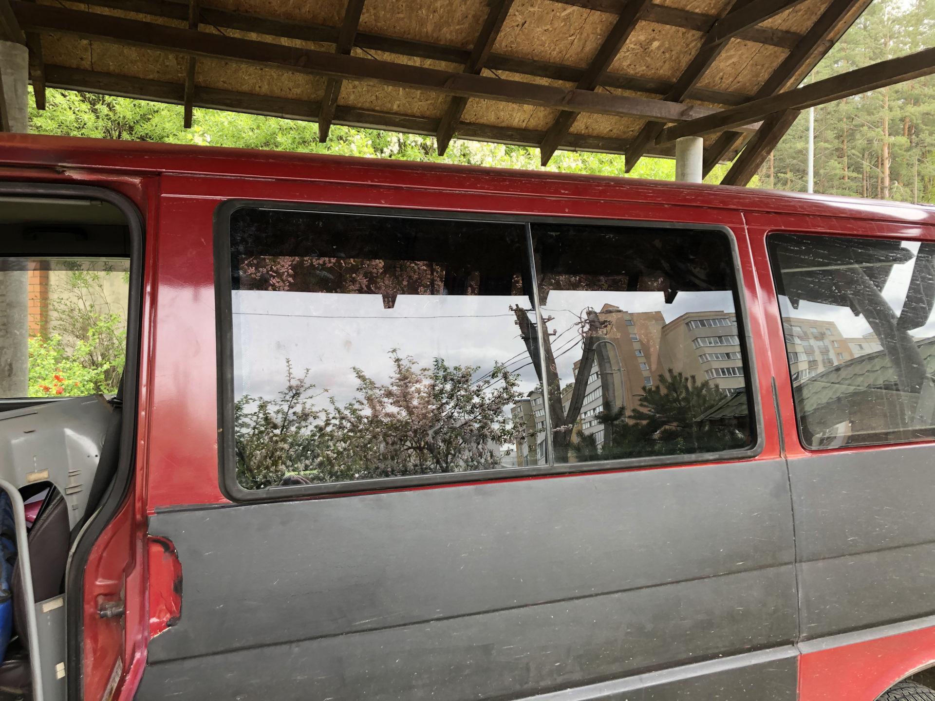 Сдвижная форточка ч2 — Volkswagen Caravelle (T4), 1,9 л, 1993 года ...