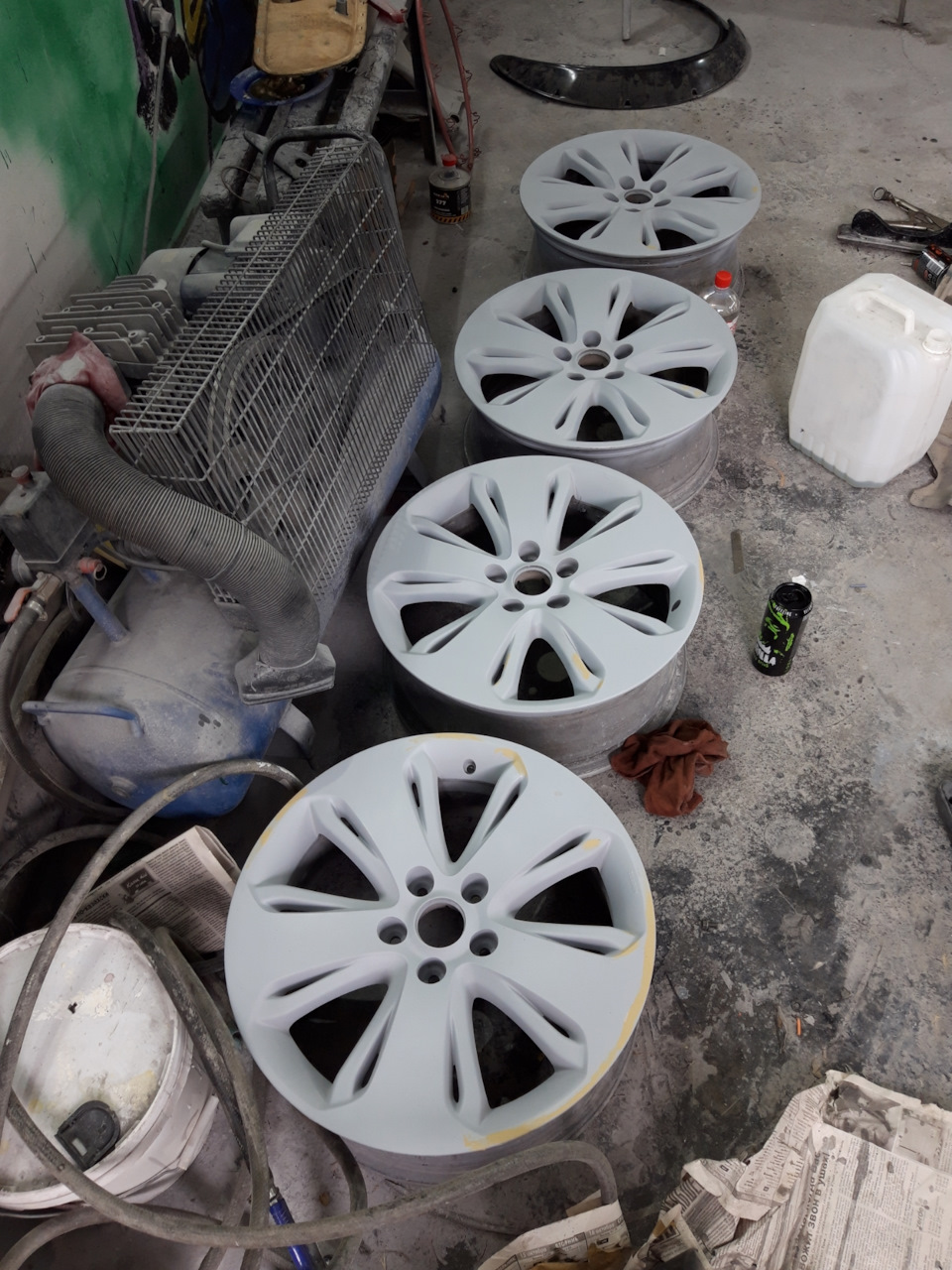 Красим диски!👆 — Hyundai Santa Fe (2G), 2,4 л, 2012 года | колёсные ...