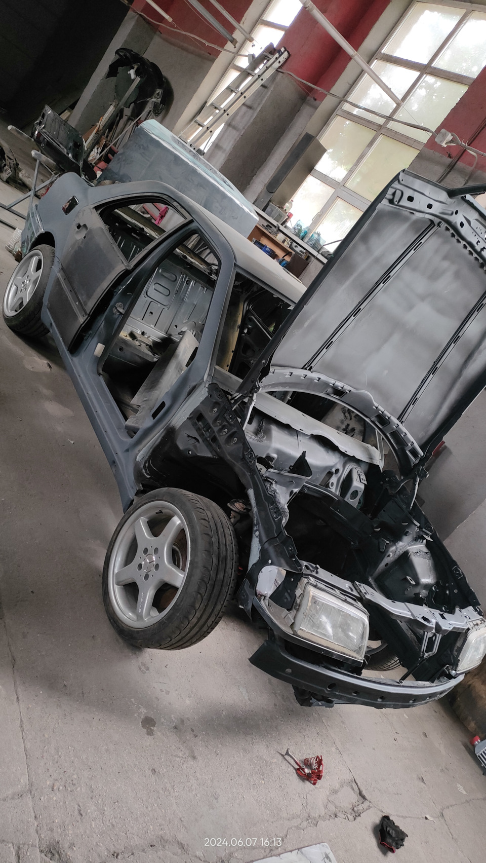 Фото в бортжурнале Mercedes-Benz C-Class (W202)