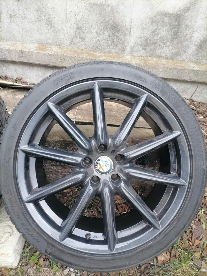 Шины зимние нешипованные Nankang 235/40 R19, литые диски Alfa romeo 19 ...