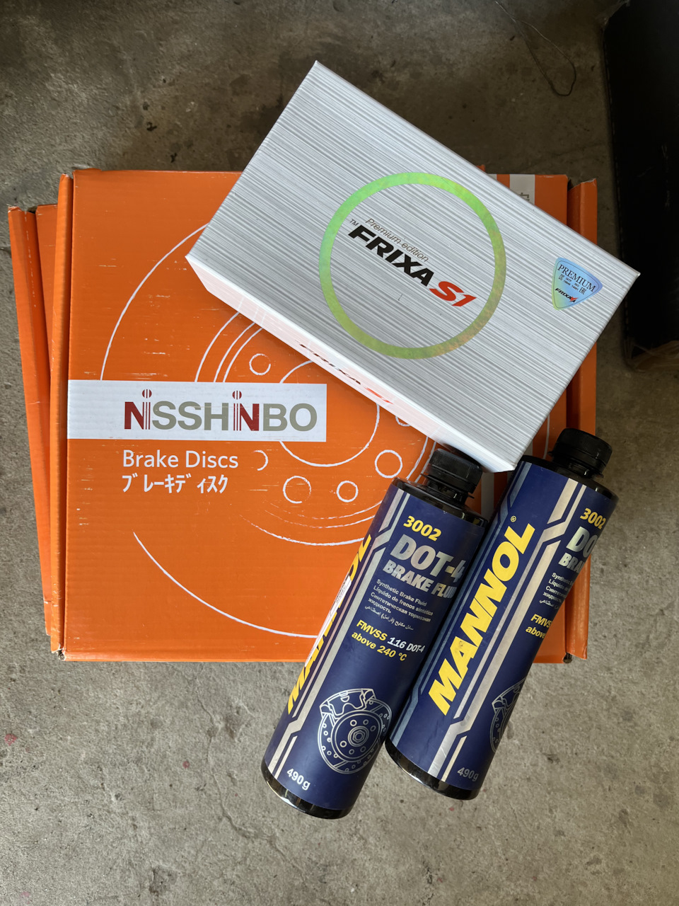 Передние тормозные диски nisshinbo-nd6031k, и передние колодки HANKOOK ...