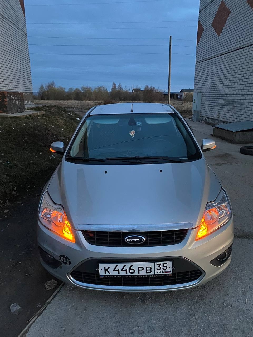 Лед лампы в ближний. — Ford Focus II Hatchback, 1,8 л, 2011 года ...