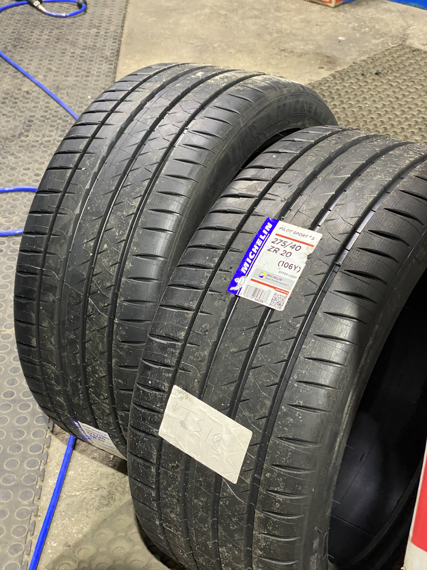 Заменил Toyo 888 на Michelin 4s — Dodge Challenger, 6,4 л, 2018 года ...