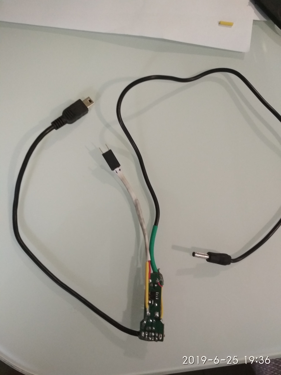 Подключение видеорегистратора и радар-детектора без "соплей" — KIA Ceed ...