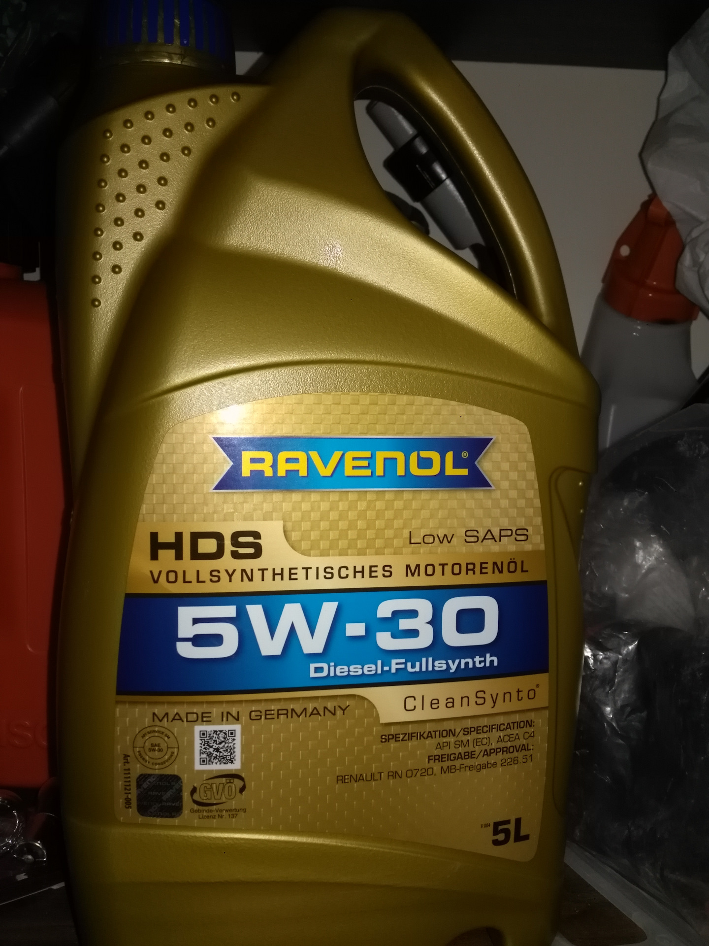 Мотор масло равенол. Ravenol 5w30. Моторное масло Равенол 5w30. 5w30 Ravenol Diesel. Равенол 5w30 HDS.