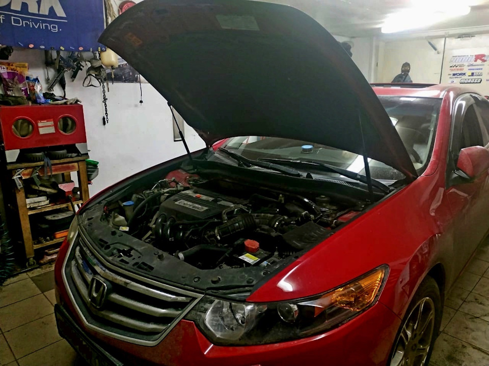 Фото в бортжурнале Honda Accord (8G)