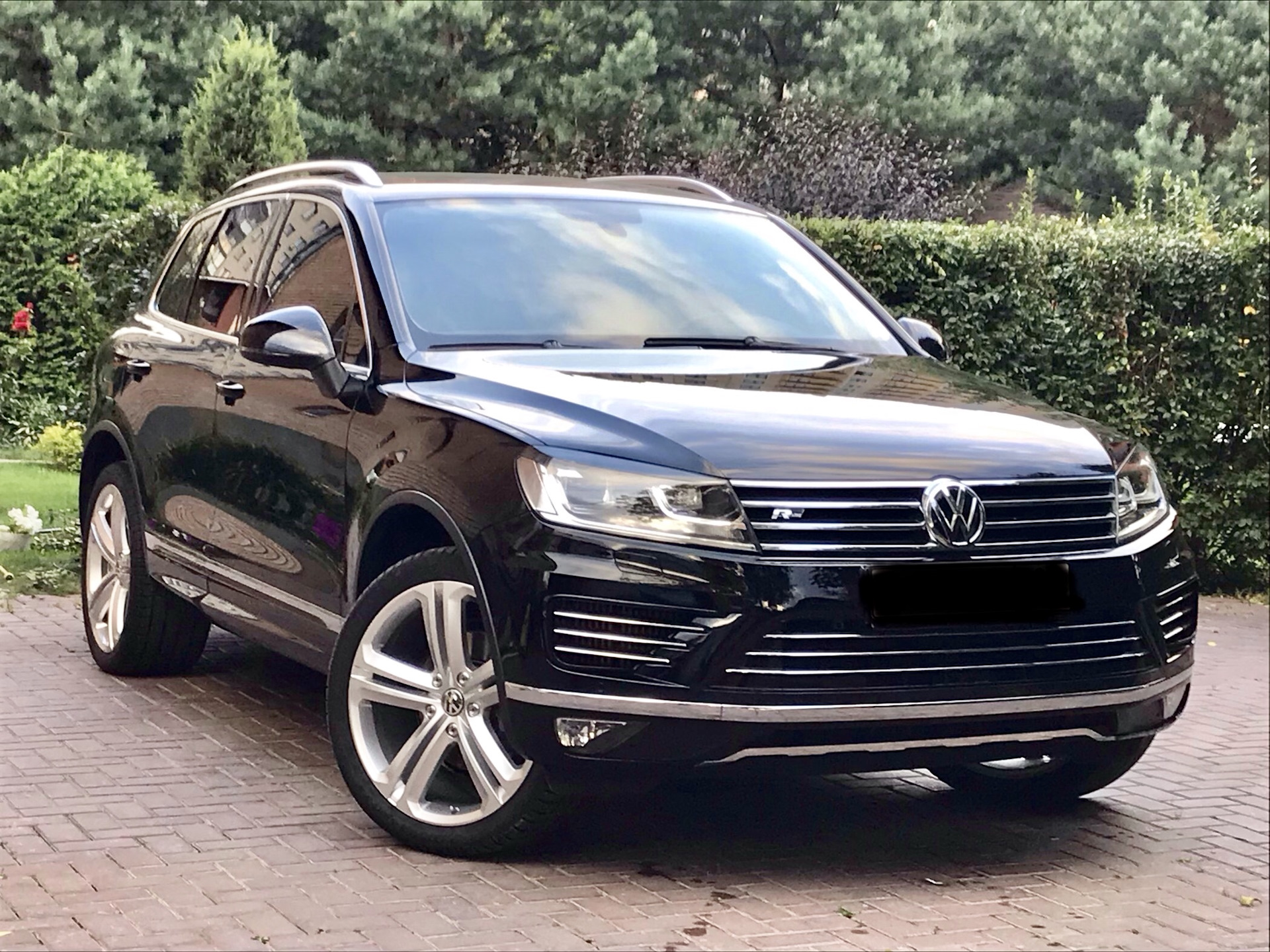 Volkswagen Touareg r line