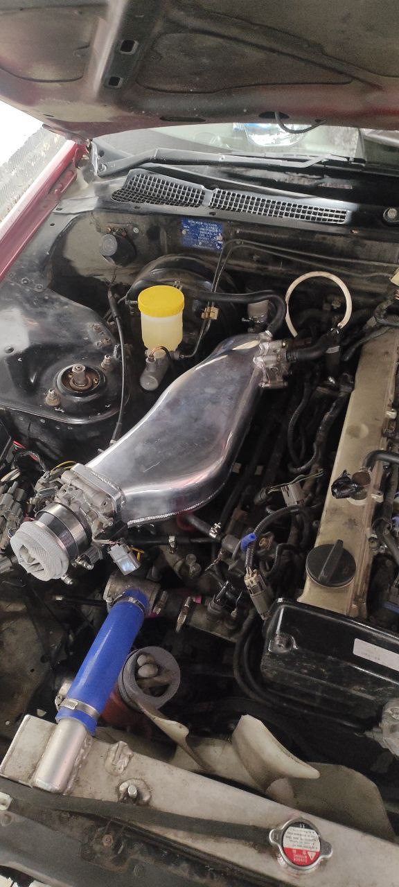 Сфоткано на тапок — Nissan Skyline (R32)