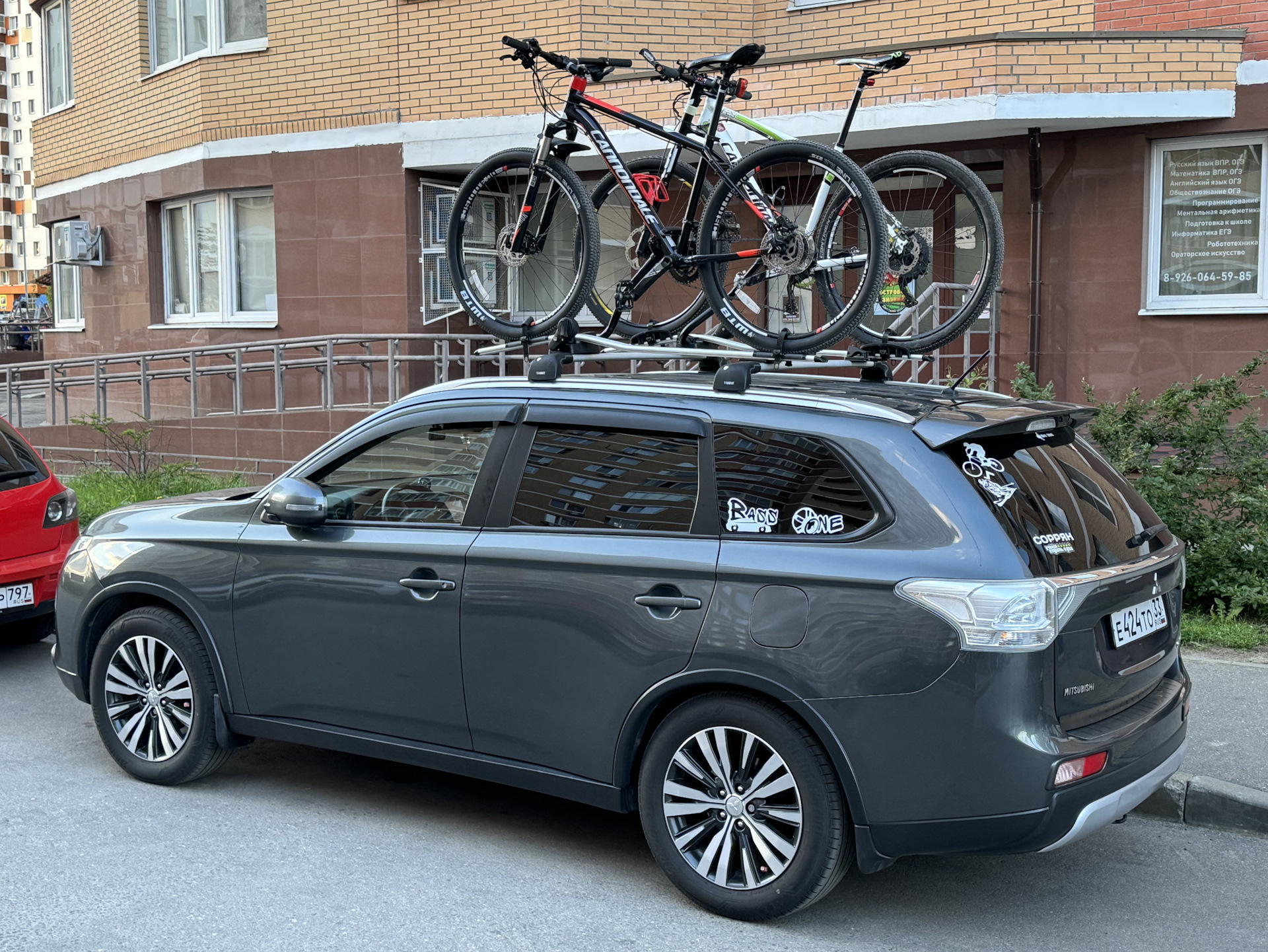 Велокрепление. Польский аналог Thule 591 — Mitsubishi Outlander (3G), 2,4  л, 2014 года | аксессуары | DRIVE2