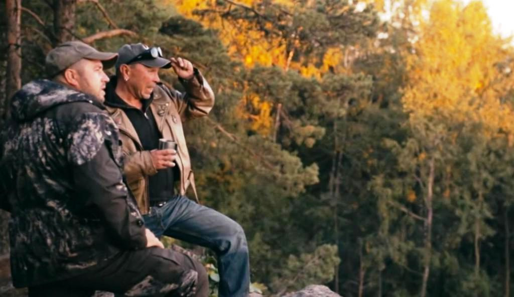 Сукачев лес. Фото гарика сукачева. Гарик сукачев группа. Гарик сукачев фото. Кепка восьмиклинка гарик сукачев.