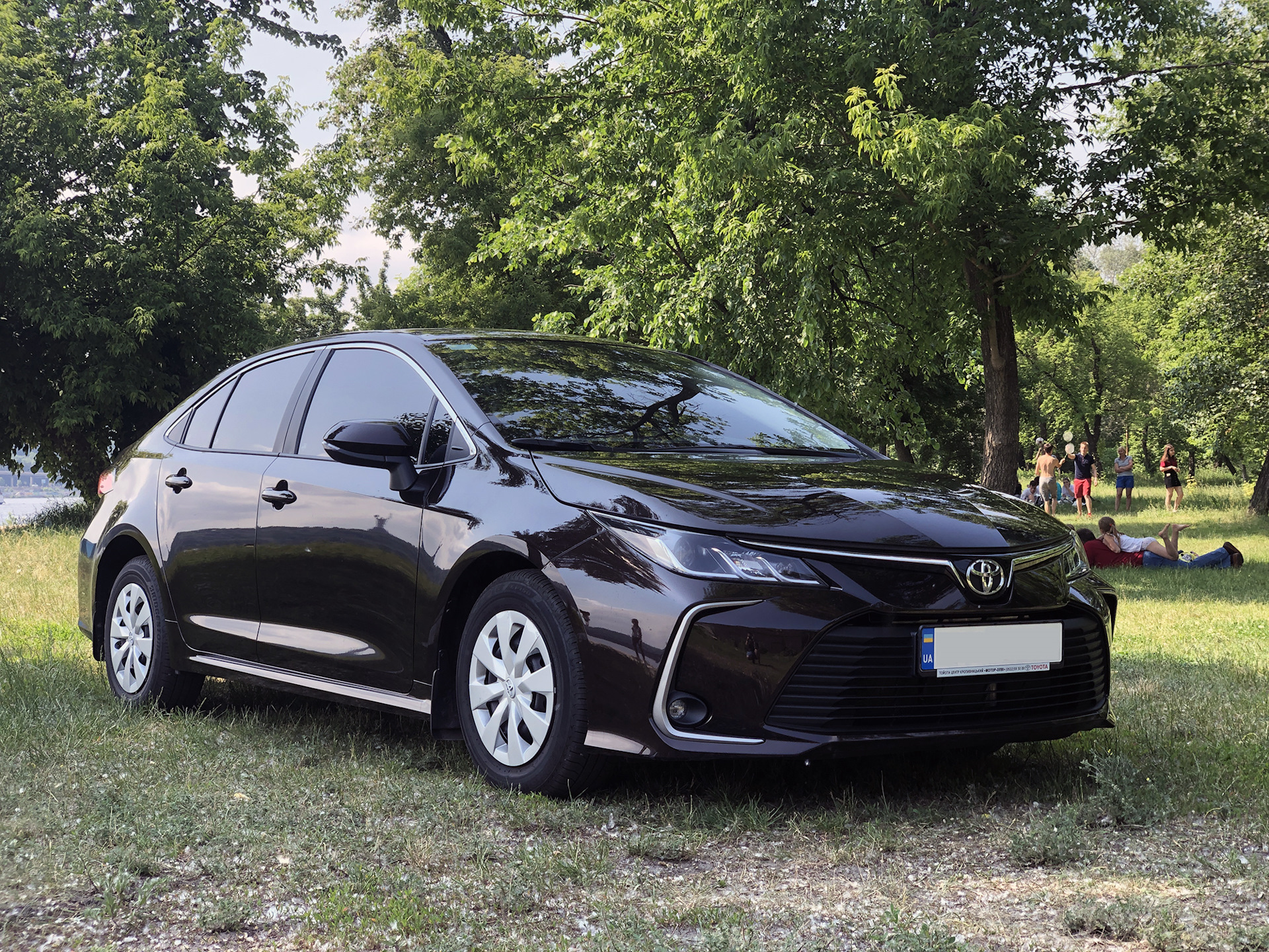 Тойота королла 2019. Toyota Corolla 2019. Toyota Corolla 2019 черная. Тойота Королла 2019 седан черный. Тойота Corolla 2019.