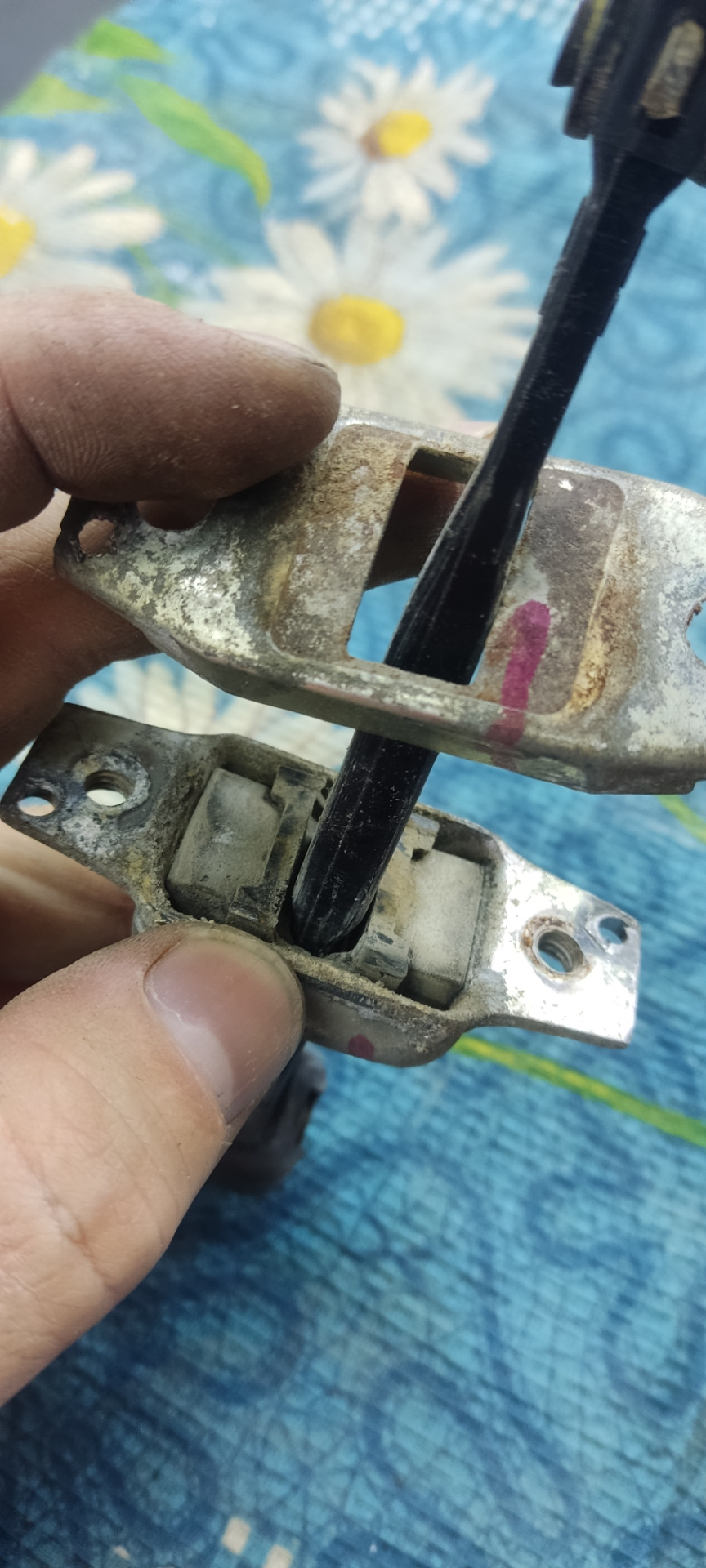 Замена ограничителей и шумку на двери камри 40 — Toyota Camry (XV40), 2 ...