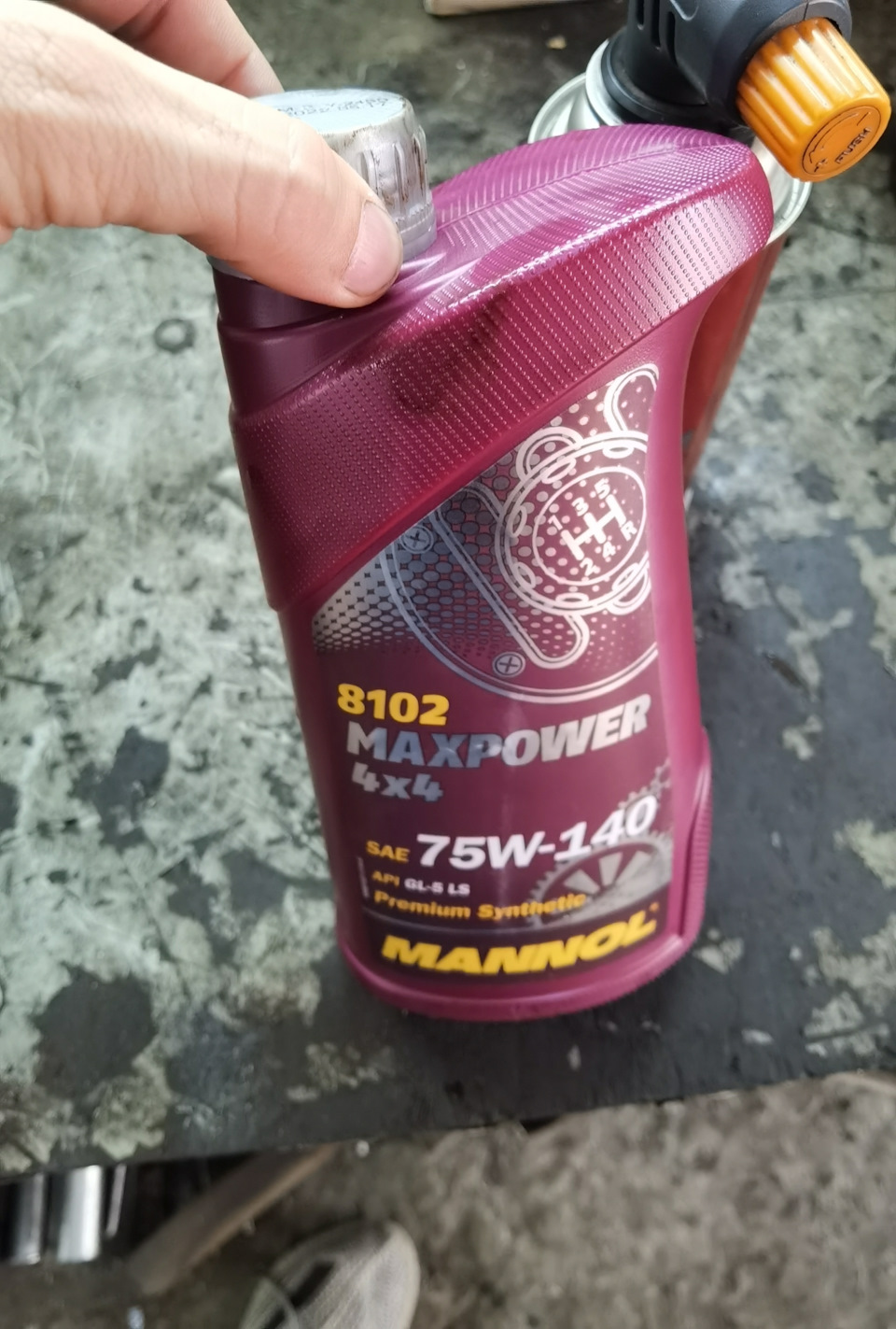 Замена масла в редукторе, замена задних пружин — Chrysler 300 (300C