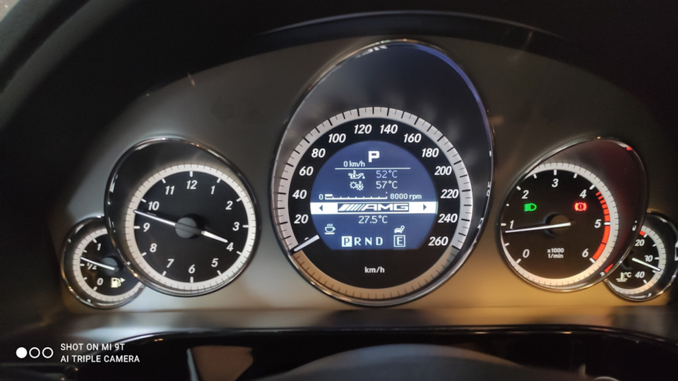 Активация AMG меню и остаток топлива в баке — Mercedes-Benz E-class ...
