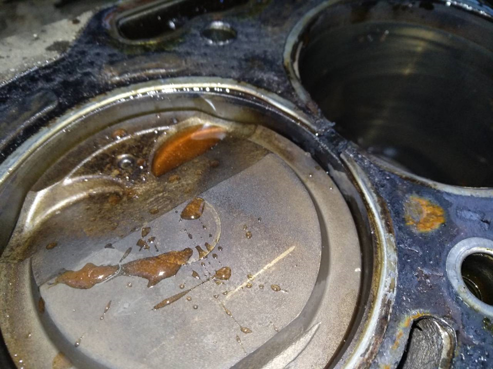 Прогар прокладки ГБЦ — Toyota Corolla (90), 1,3 л, 1989 года | визит на ...