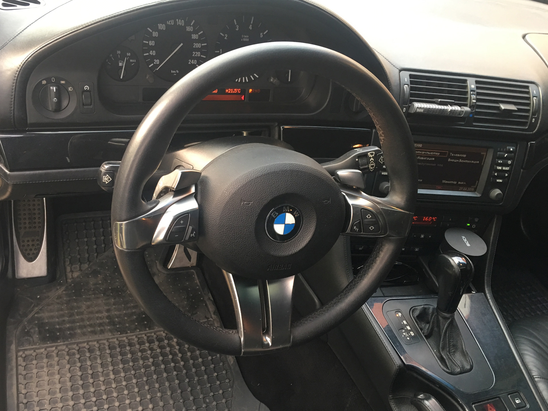 BMW 525 2005 руль