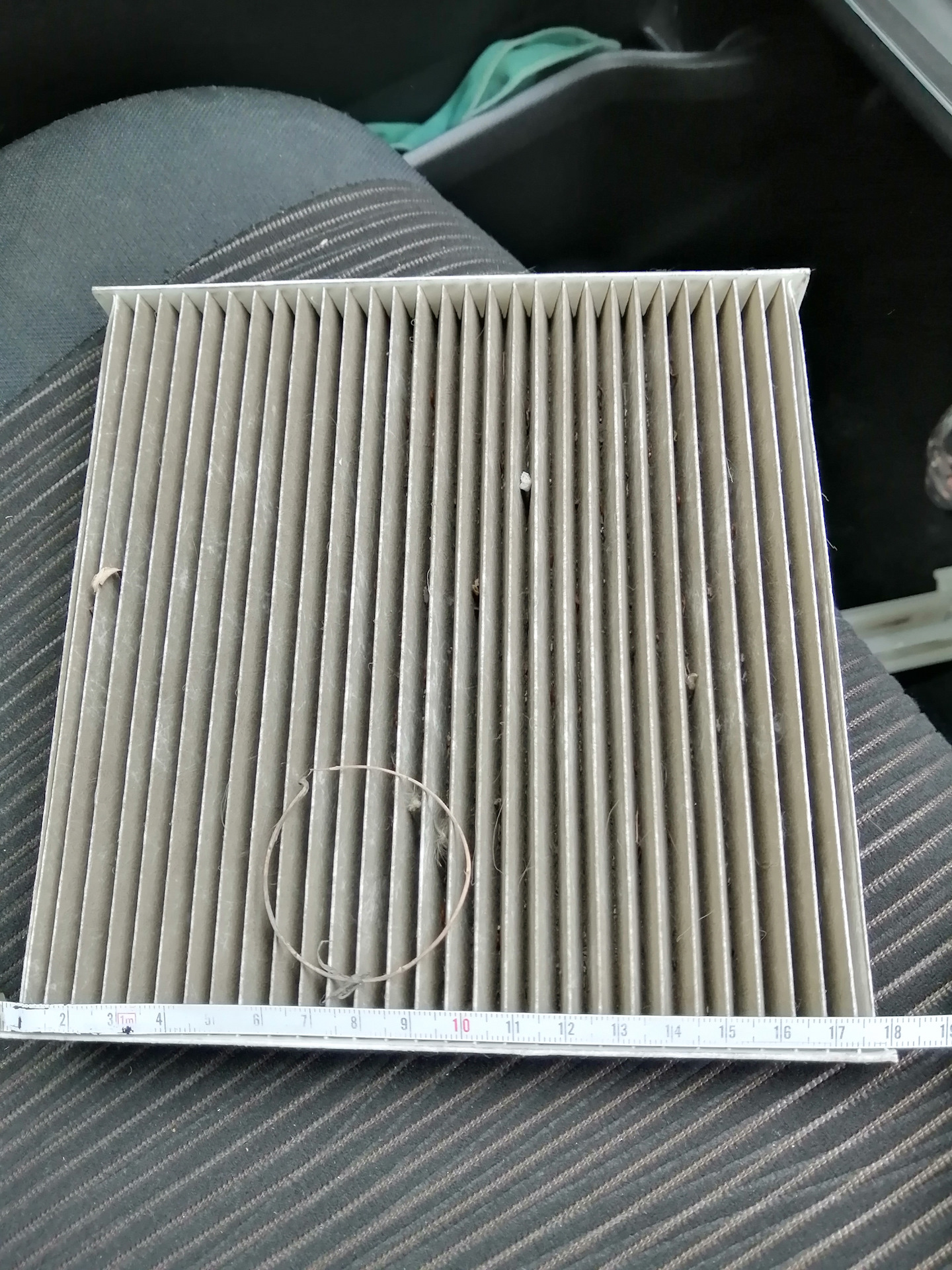 Замена задних тормозных колодок + полная замена тормозной жидкости ...