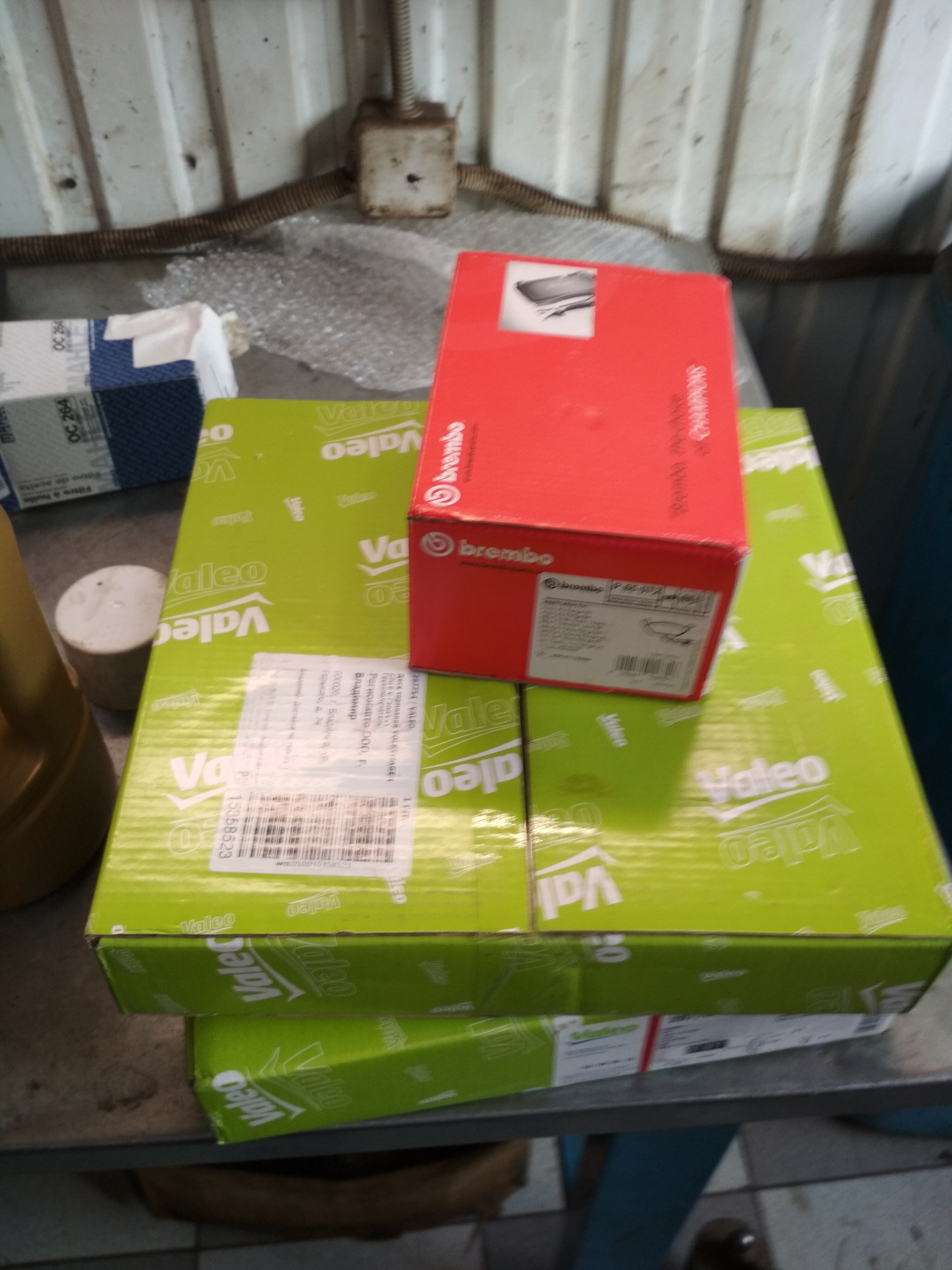 Замена лобового стекла. — Lada Калина седан, 1,6 л, 2008 года | своими ...