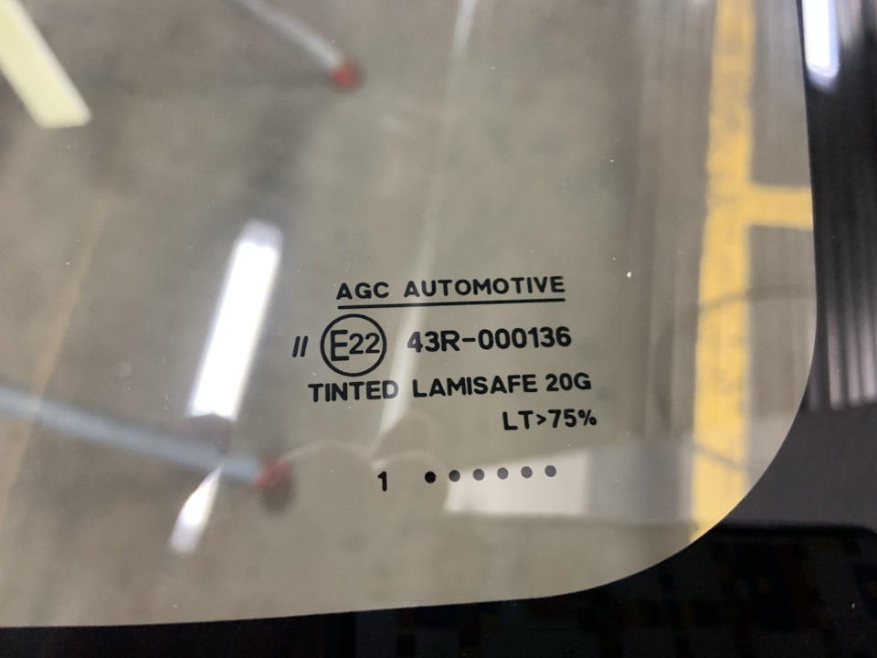 Замена лобового стекла в AGC — Subaru XV (1G), 2 л, 2015 года | поломка ...