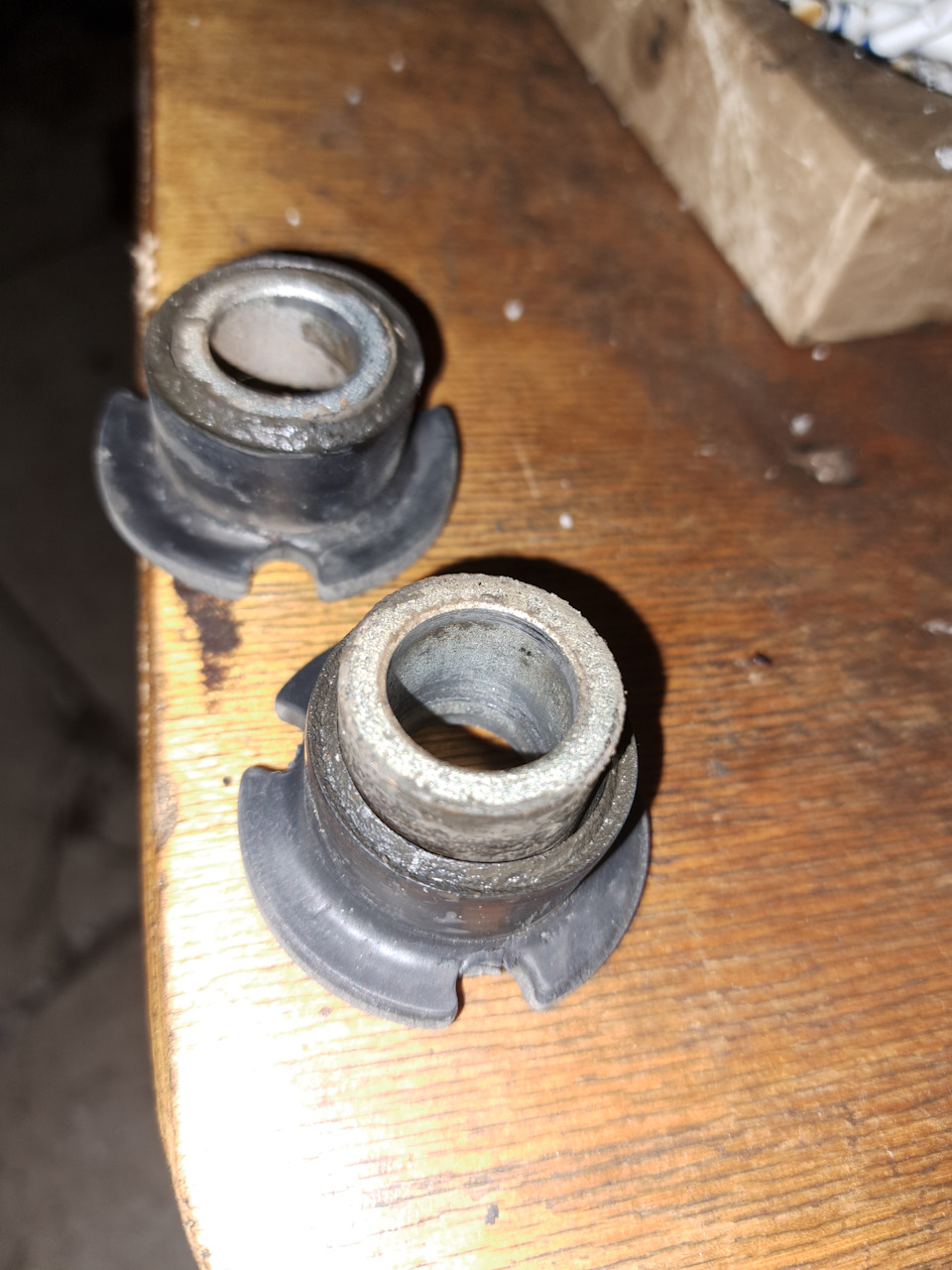 [68]Сайлентблоки ромашки и сальник КПП — Lada Гранта (2G) FL, 1,6 л ...