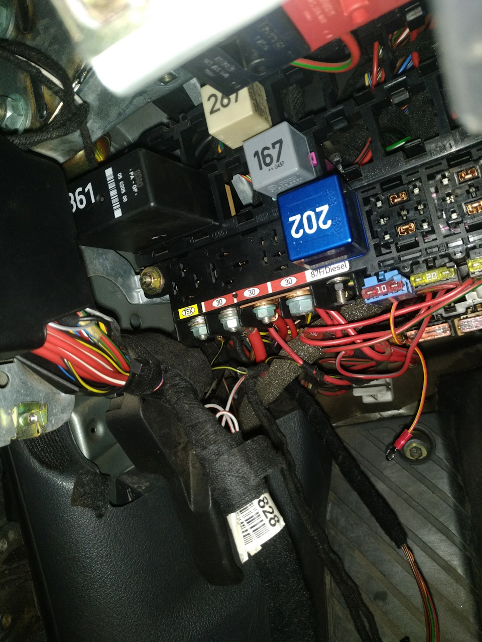 Электроскладывание зеркал с пульта(сигнализация) — Volkswagen Passat ...