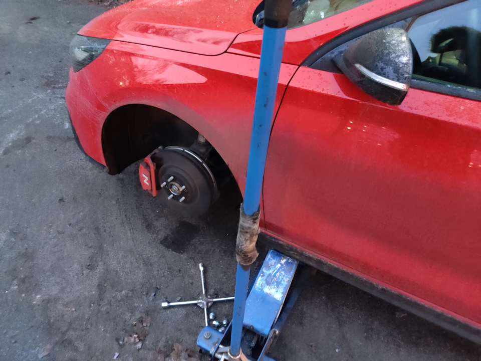 Фото в бортжурнале Hyundai i30 N