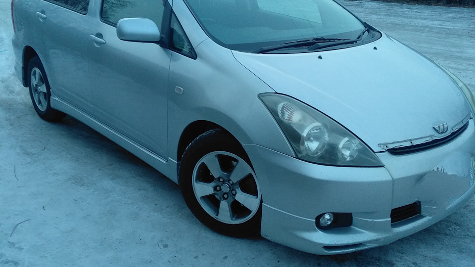 Toyota Wish zne10