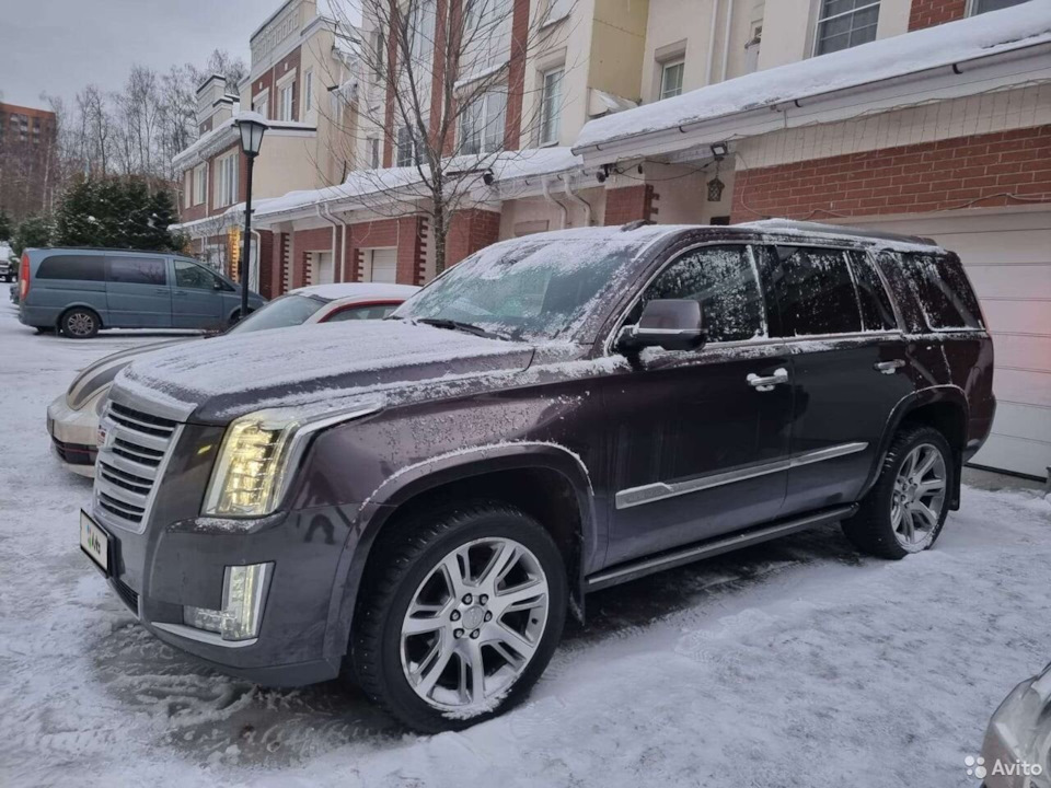 Cadillac Escalade 2016 черный платинум