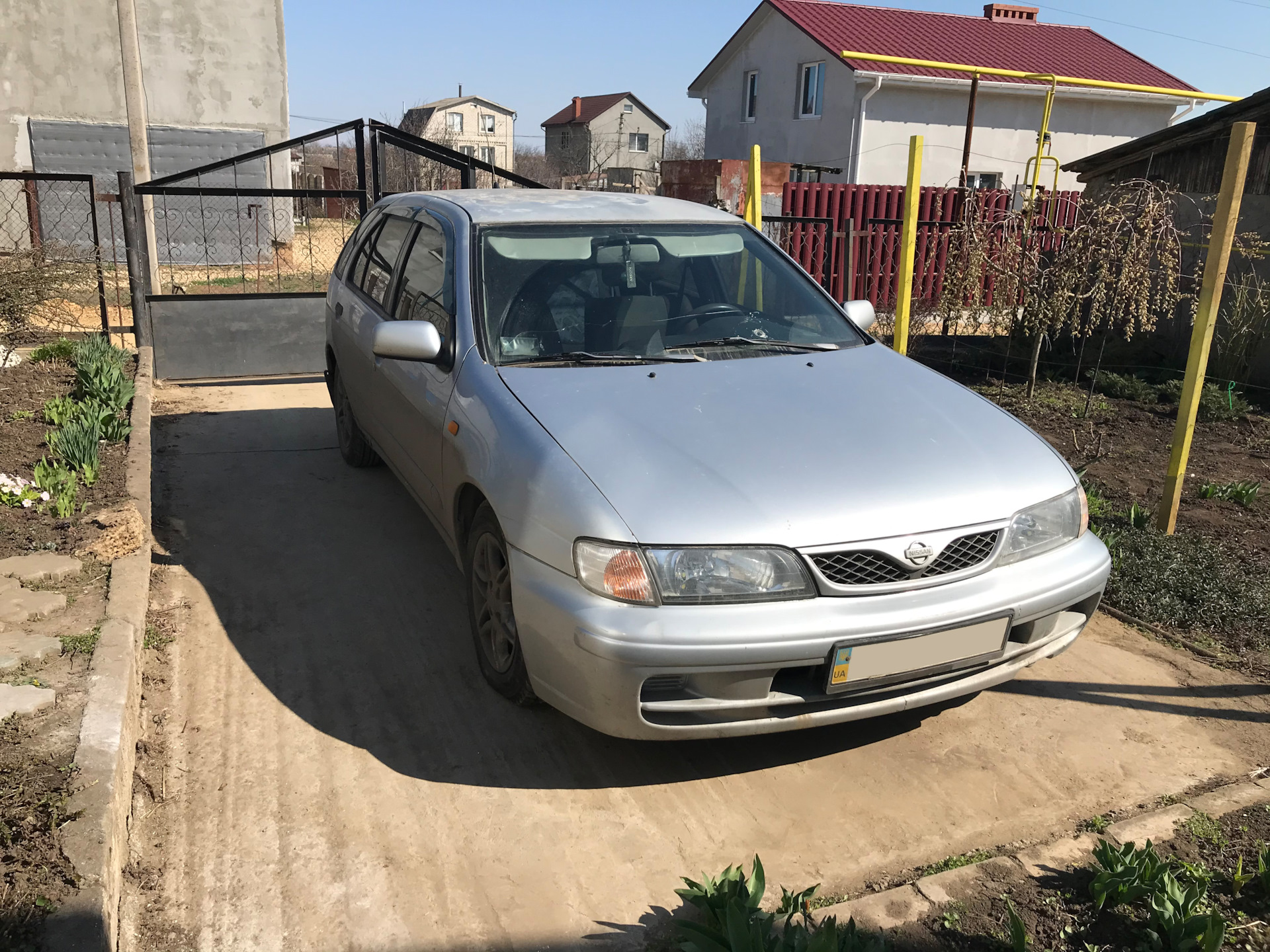 Nissan Almera N15. Знакомство