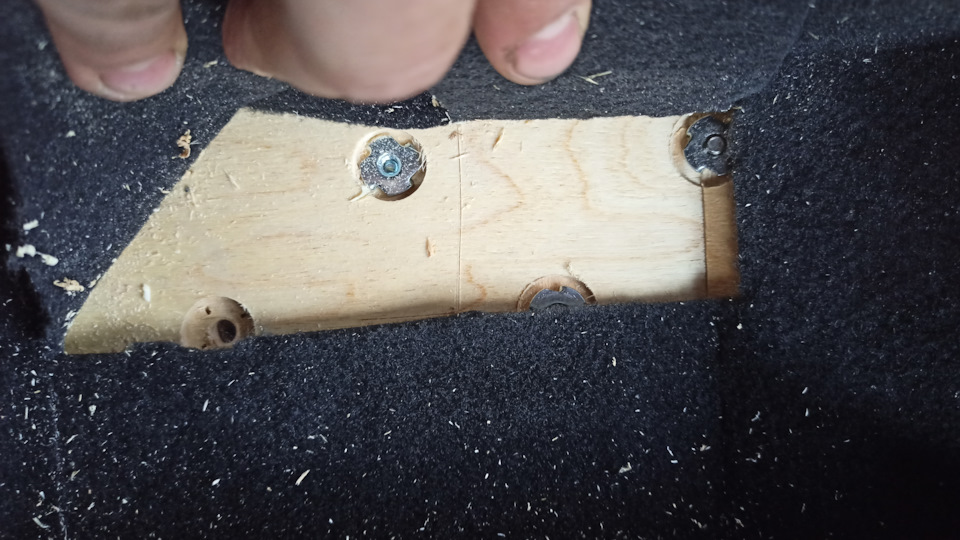 Фото в бортжурнале Renault Logan (2G)