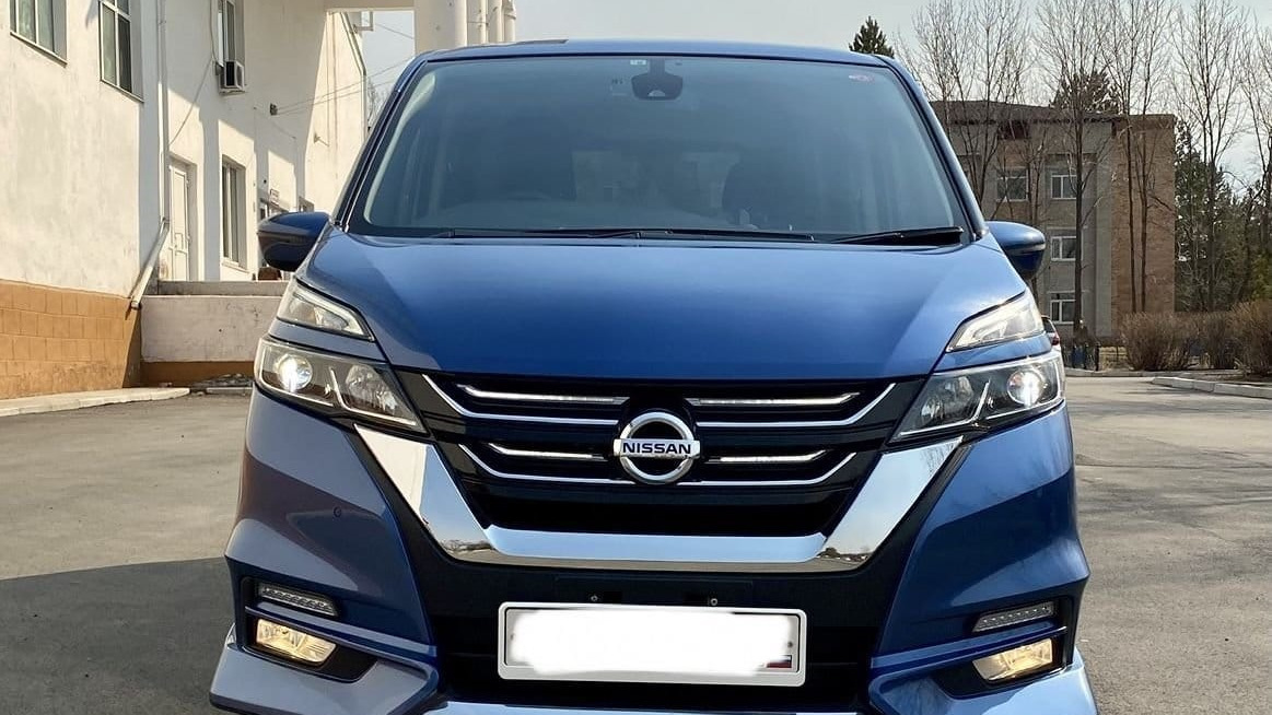 Nissan Serena 2015 РіРѕРґ