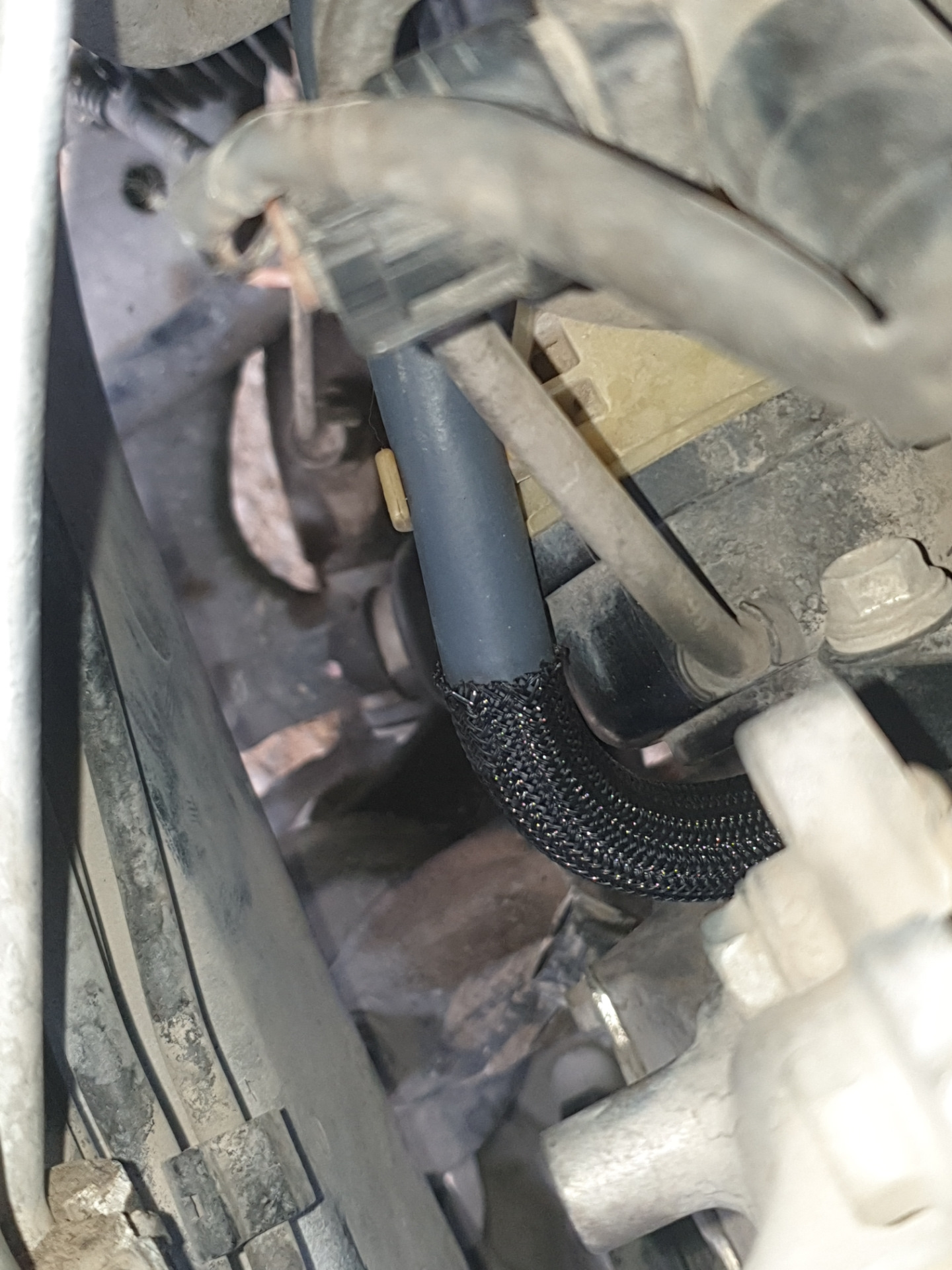 Клапан вентиляции картера — Toyota Camry (XV50), 2,5 л, 2012 года ...