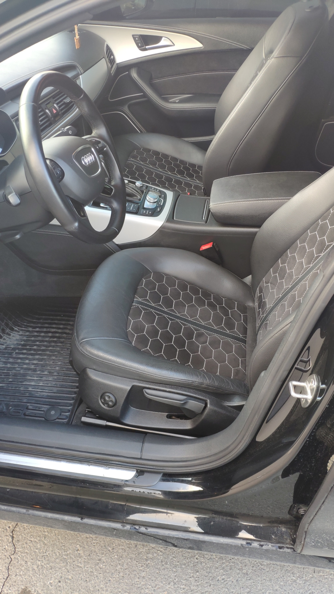 Установка каркаса сидений с электроприводом 🪑 — Audi A6 (C7), 1,8 л ...