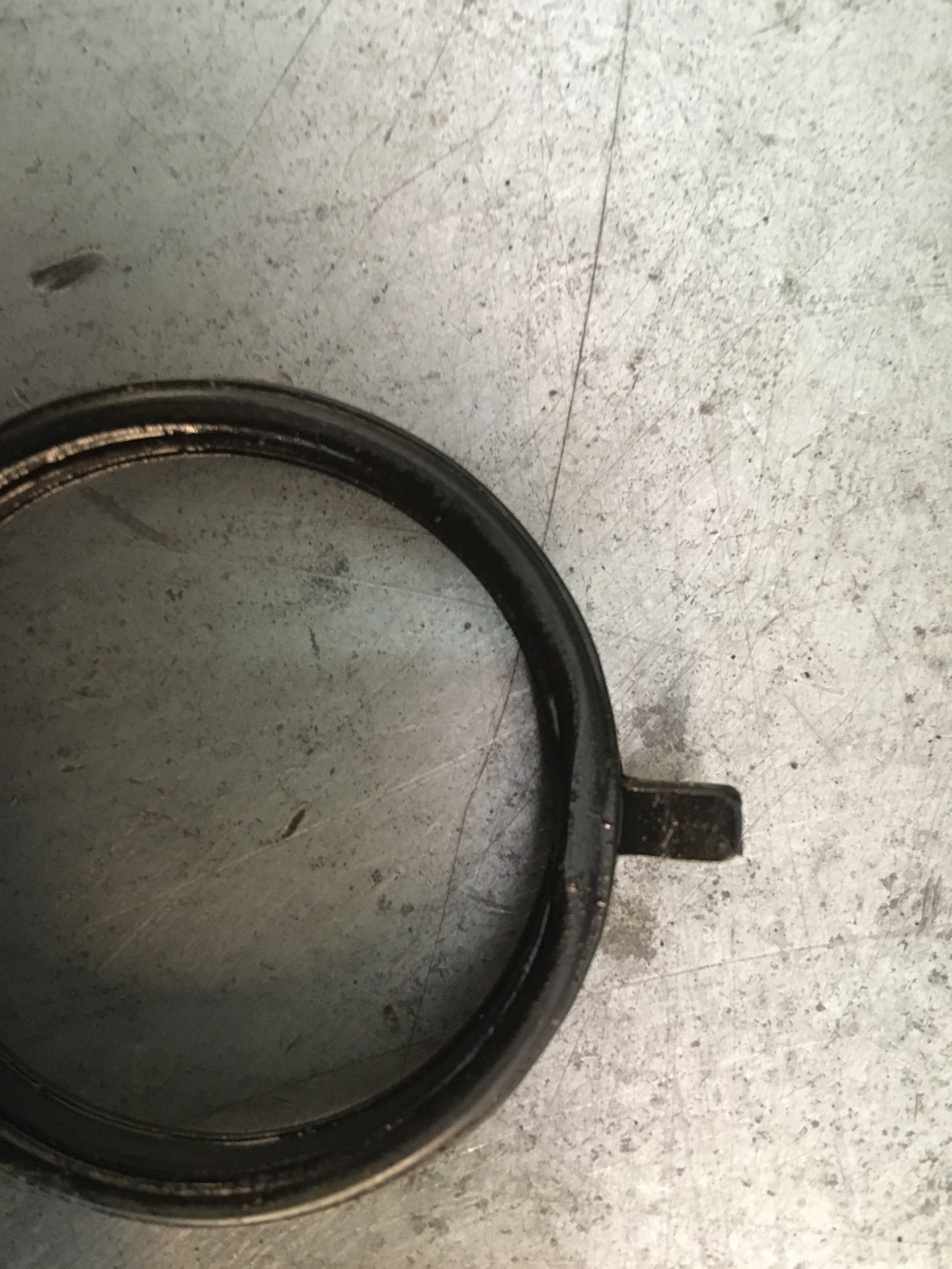 Троит на холодную. В мороз невозможно завестись. Победил проблему ...