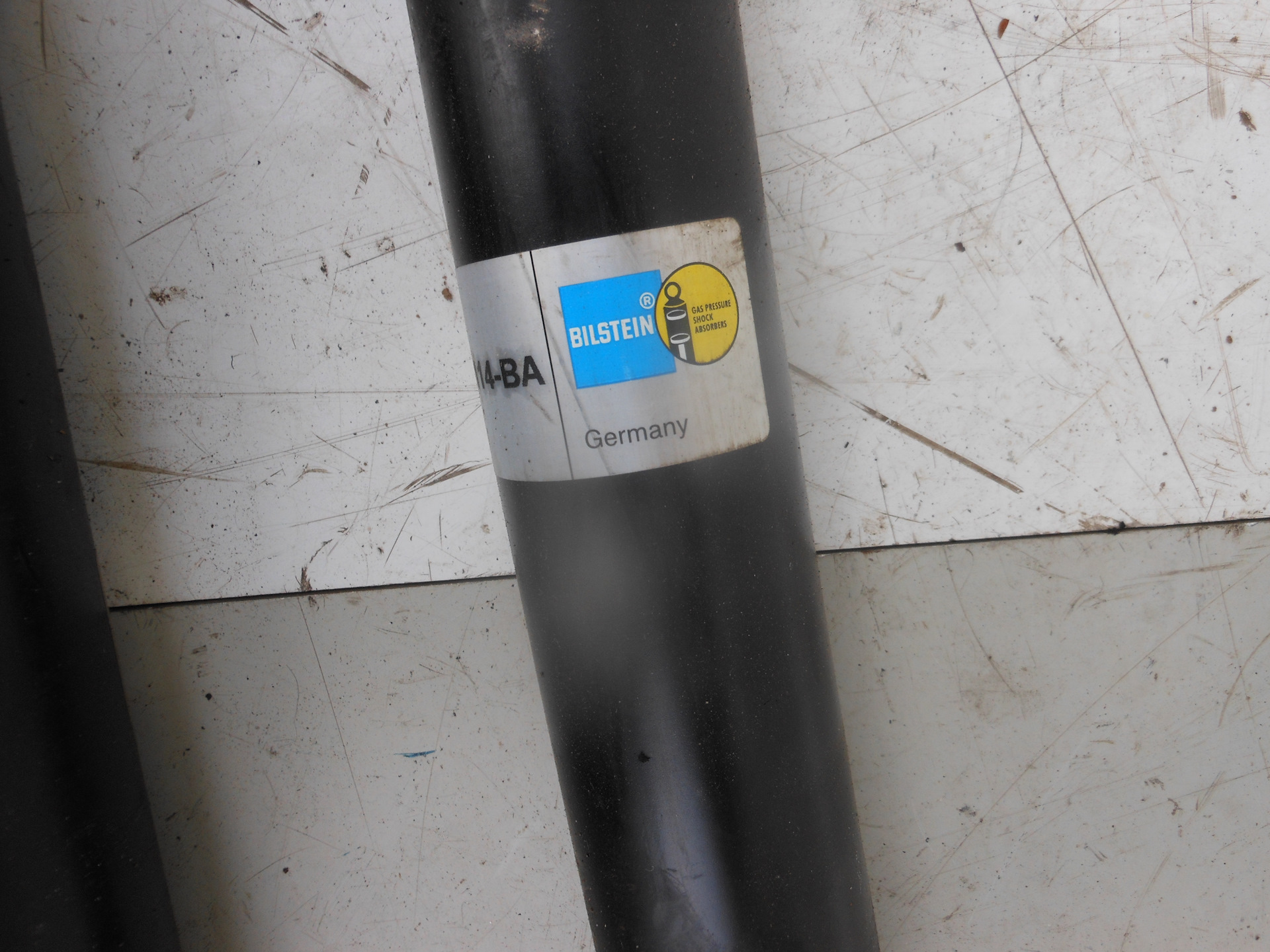 В продаже амортизаторы BILSTEIN B4 — BMW 7 series (E32), 4 л, 1992 года ...