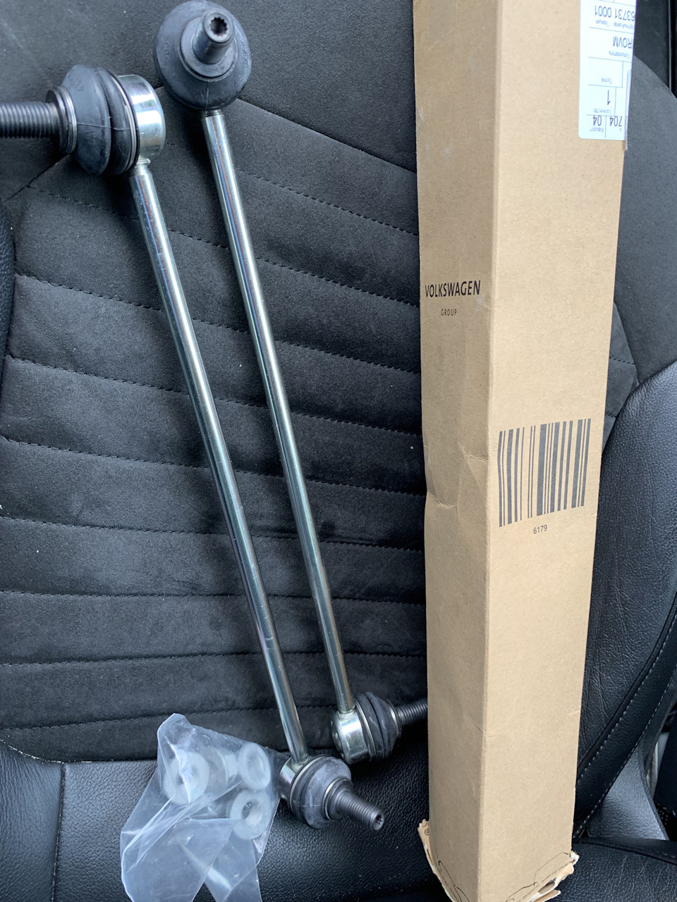 Стойки стабилизатора VAG 1K0 498 315 A — Volkswagen Passat B7, 1,8 л ...