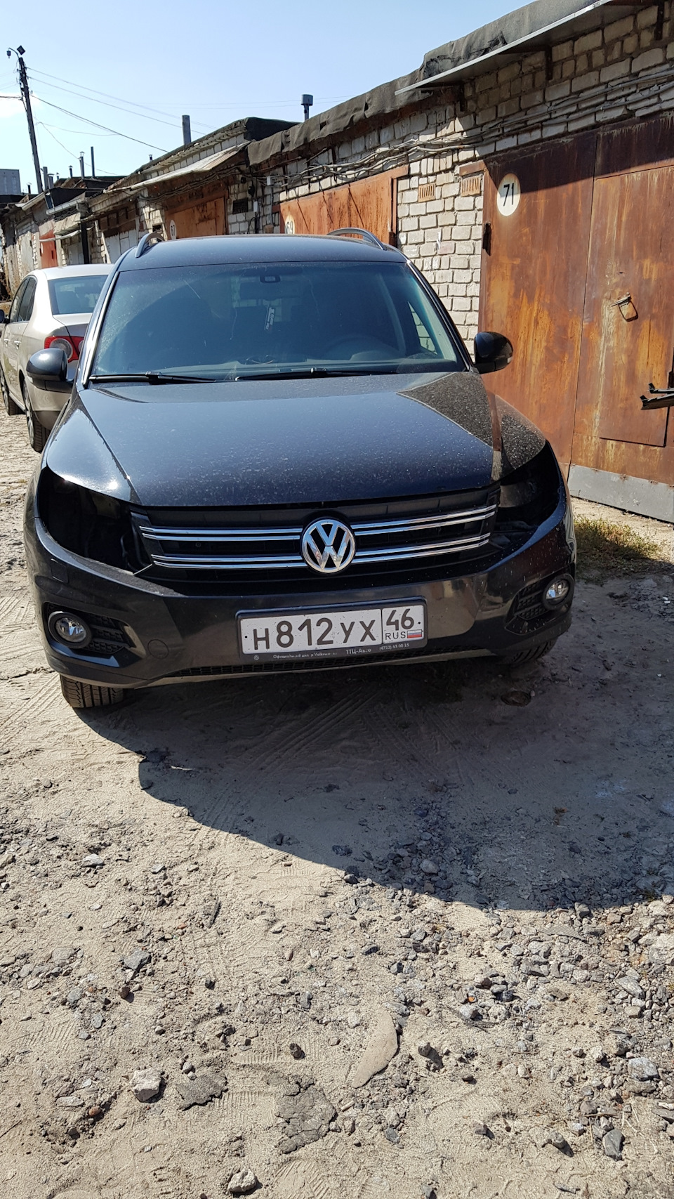 Полировка стекол фар под лак — Volkswagen Tiguan (1G), 2 л, 2012 года |  своими руками | DRIVE2