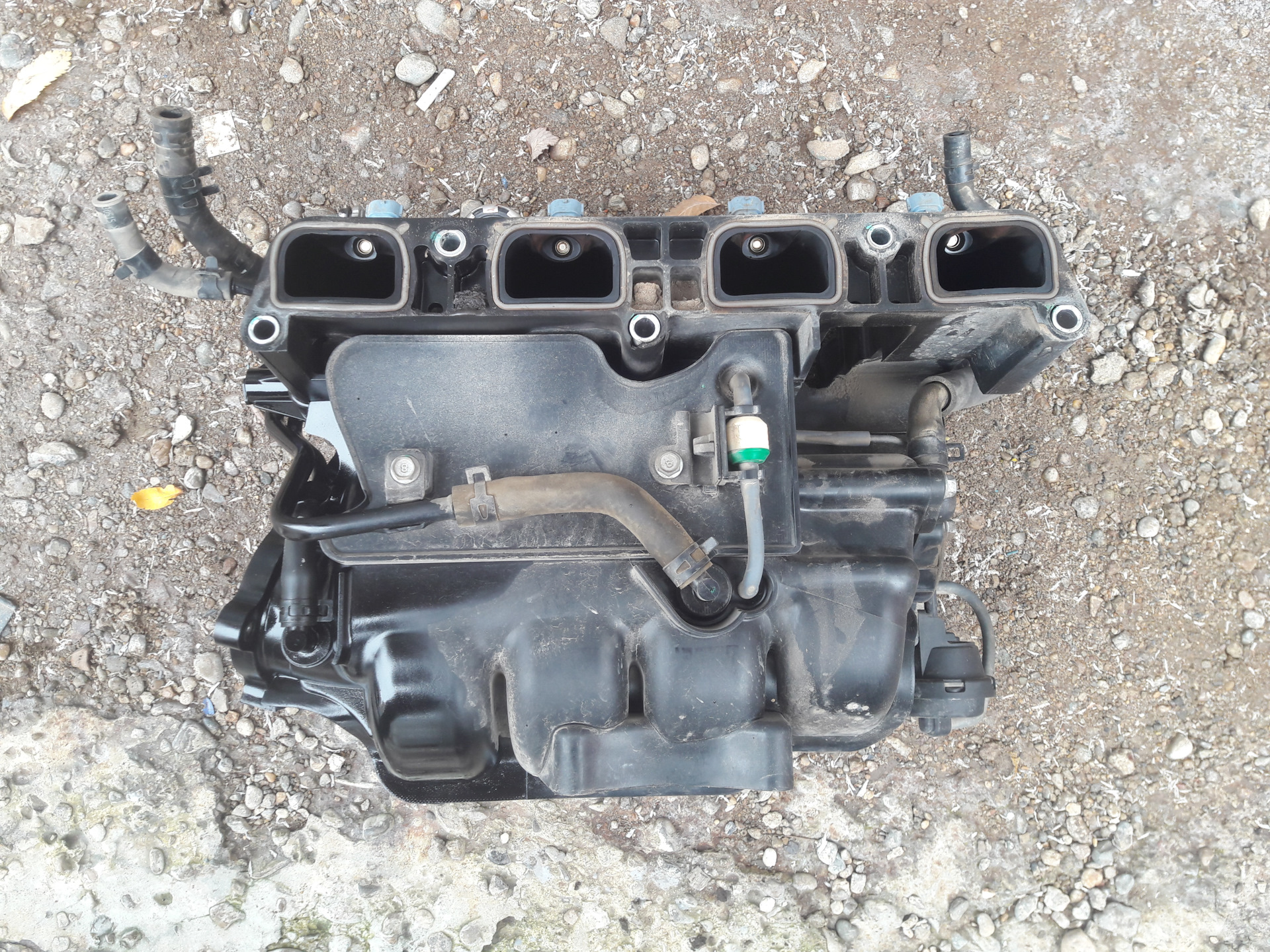 Снятие стартера и замена втягивающего реле — Hyundai Santa Fe (3G), 2,4 ...