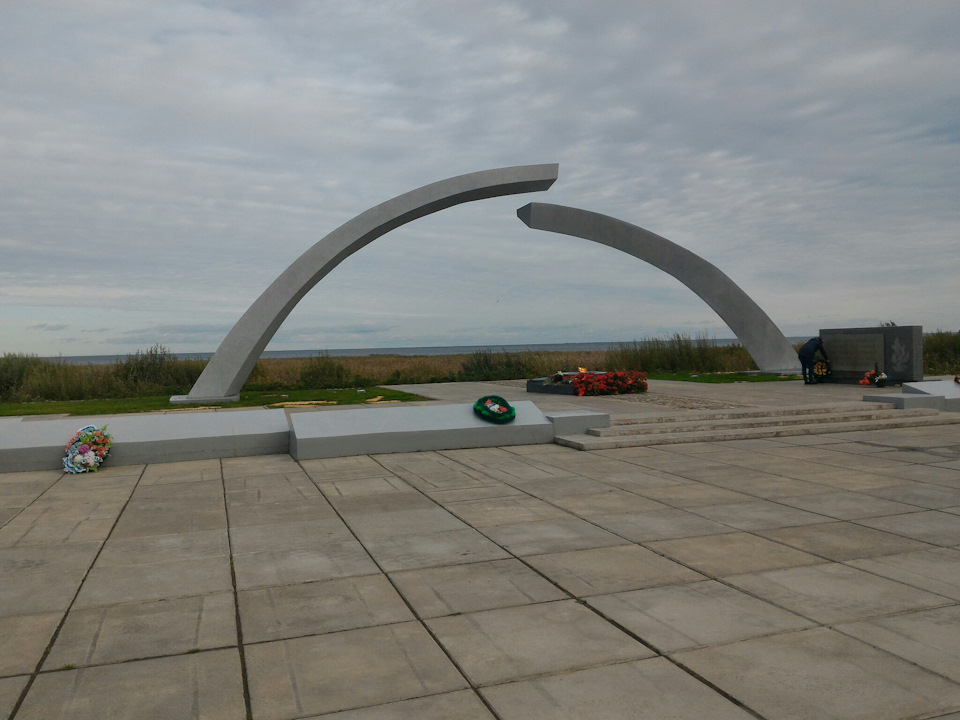 Лада гранта, божественная машина, руки только бы оторвать автовазу ...