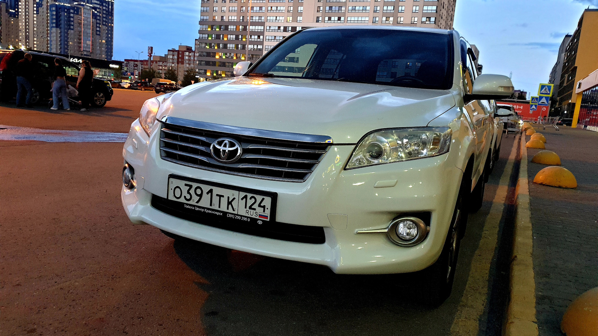 Toyota RAV4 (III) 2.0 бензиновый 2012 | Блондинка для жены! на DRIVE2