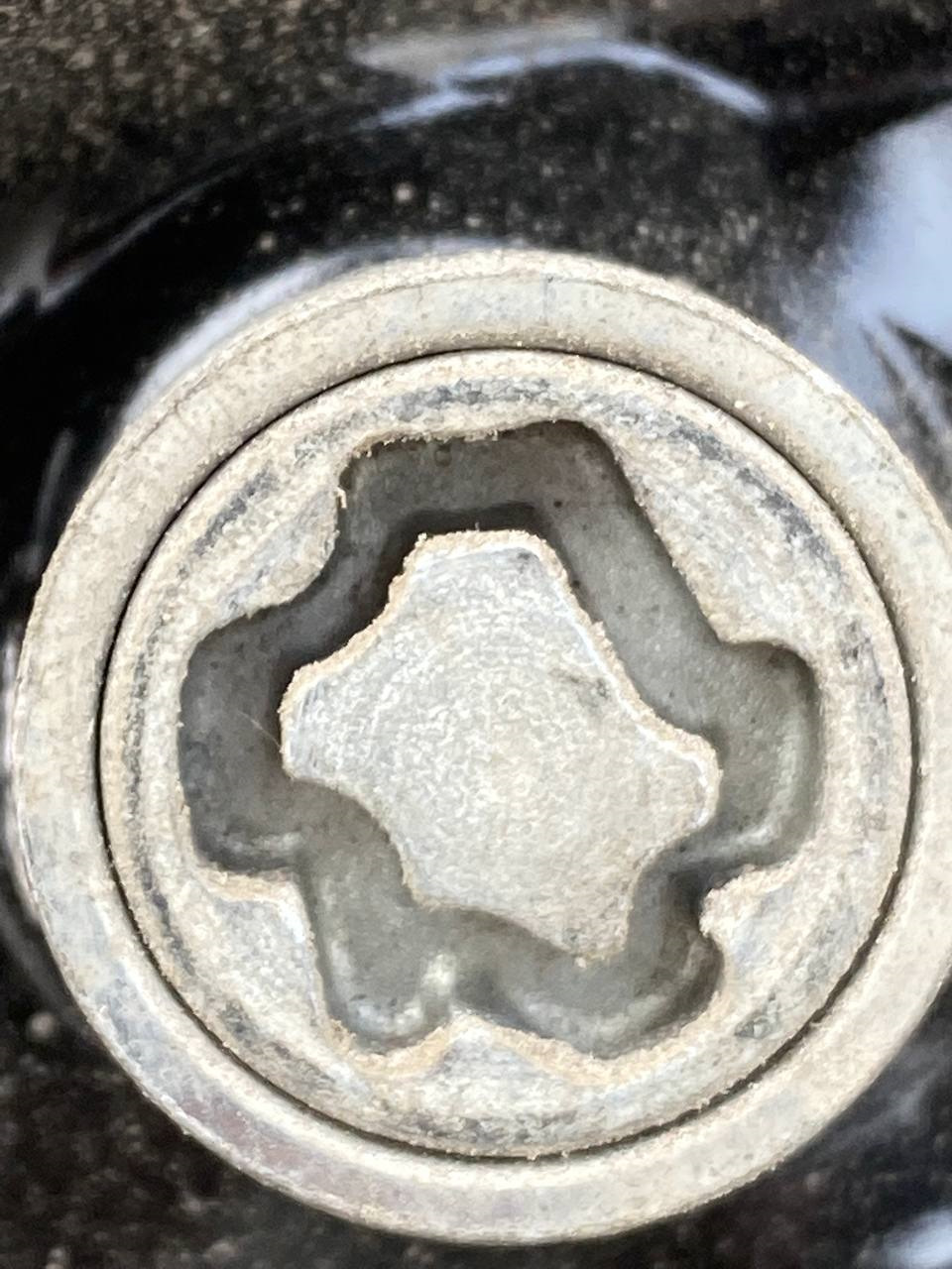 Питер — i need help — Volkswagen Tiguan (2G), 2 л, 2018 года | колёсные ...