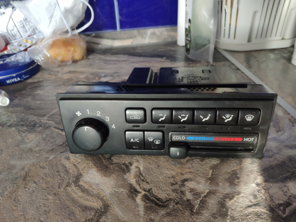 Блок управления печкой — Nissan Almera Classic (B10), 1,6 л, 2007 года ...