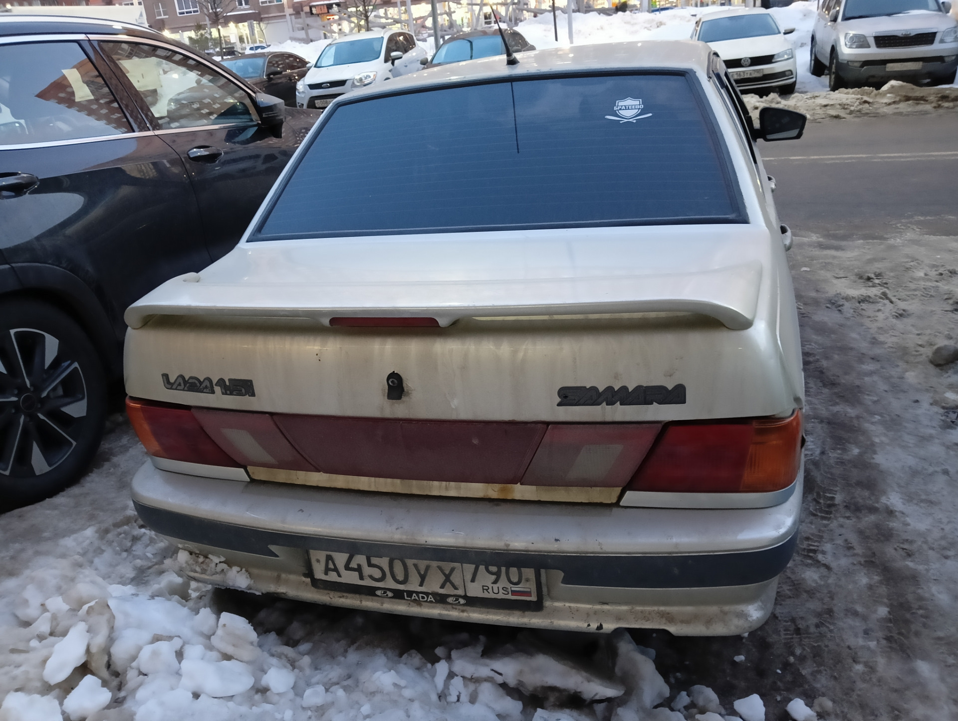 Замена задних фонарей, долго ждал посылку с Авито — Lada 2115, 1,5 л, 2005  года | визит на сервис | DRIVE2