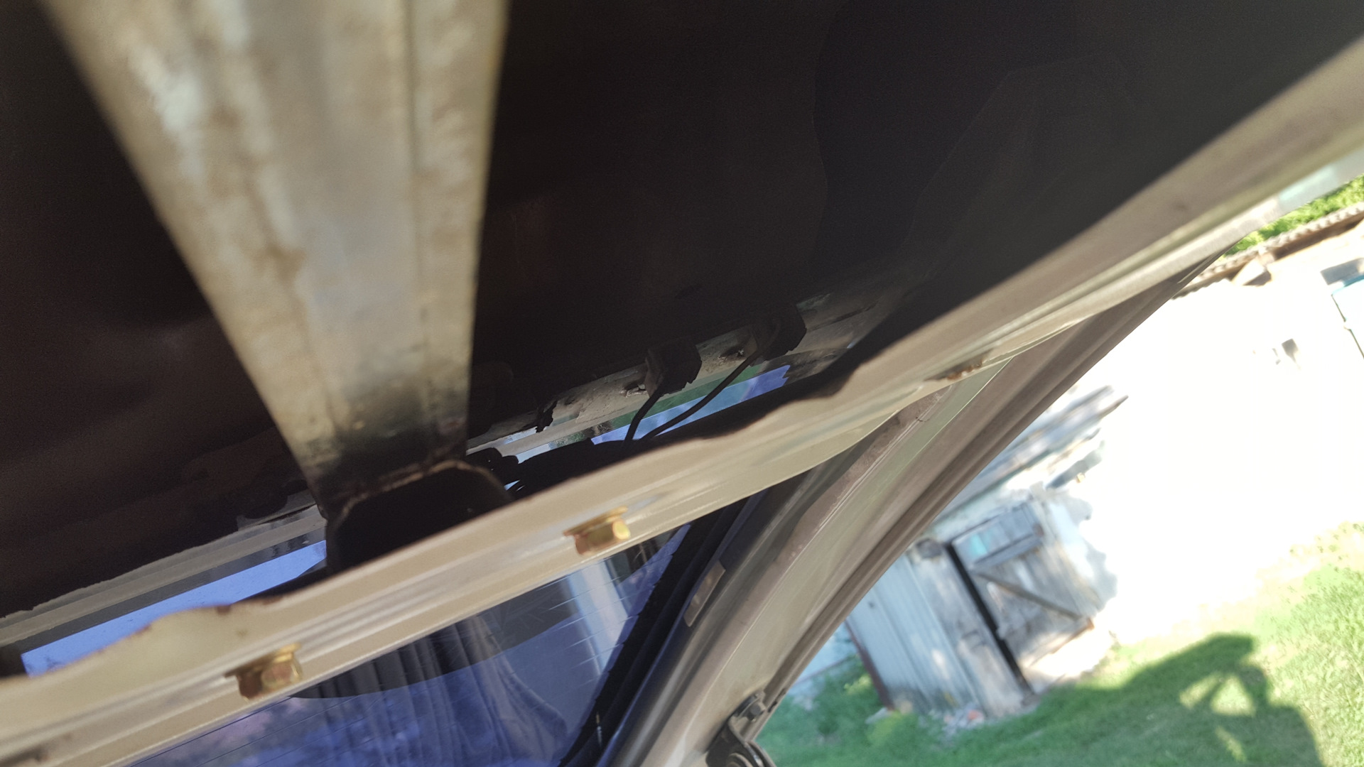 Восстановление обогрева заднего стекла — Toyota Hilux Surf (3G), 3 л ...