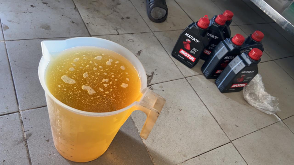 Замена масла в роботе — Volvo S60 (2G), 1,6 л., 2011 года | визит на ...