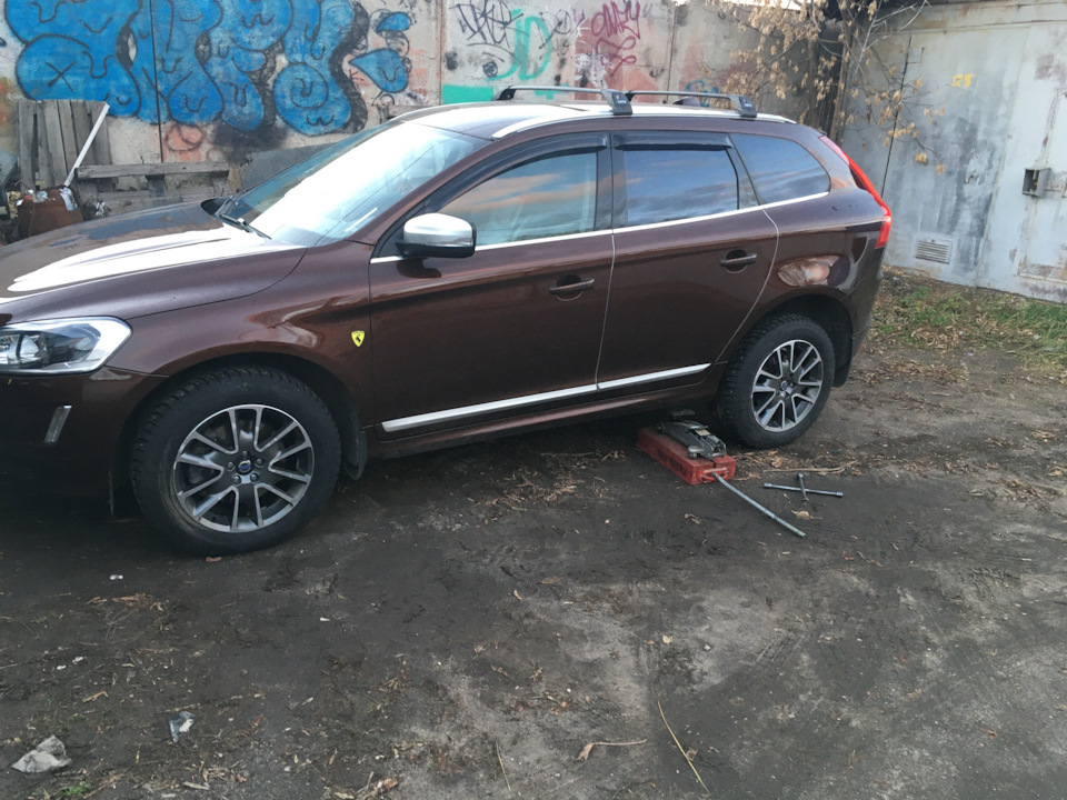 Фото в бортжурнале Volvo XC60 (1G)